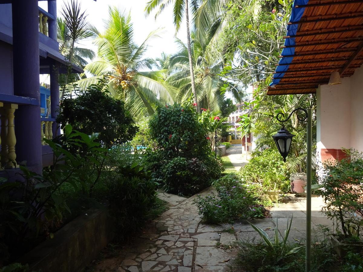 Dona Julia Beach Resort 卡兰古特 外观 照片