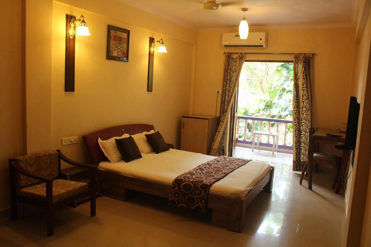 Dona Julia Beach Resort 卡兰古特 外观 照片