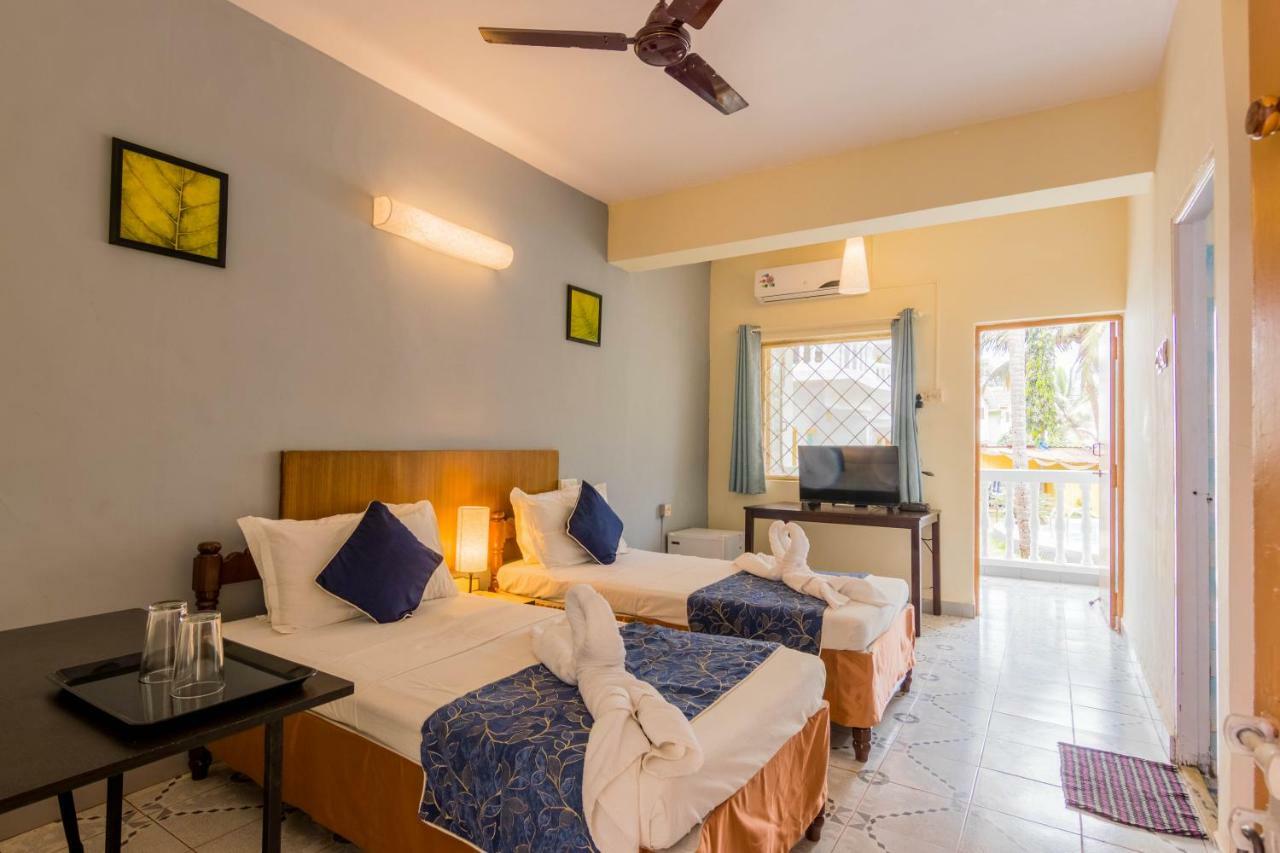 Dona Julia Beach Resort 卡兰古特 外观 照片